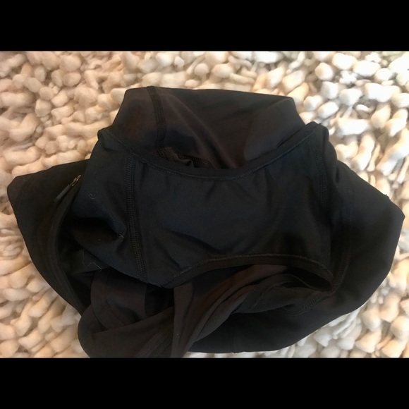 XX SOLD XX Lululemon Running Shorts || Size 2 - Picture 4 of 4